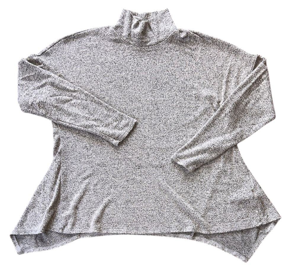 Green Envelope Asymmetrical Back Gray Mock Neck Turtleneck Medium
